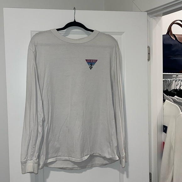 Guess Long Sleeve Tee - Picture 1 of 3